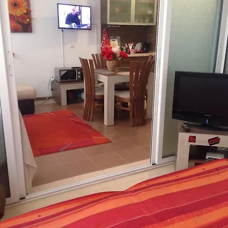 Apartamento At St. Nikolas C 3 Chernomorets